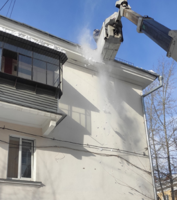 Уборка снега и наледи