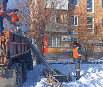 Развезли отсев по фонду